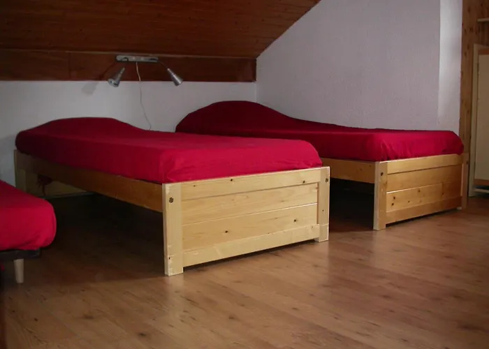 A 1800 A 150m Des Pistes - 3 Pieces 7 Personnes Mae-0785