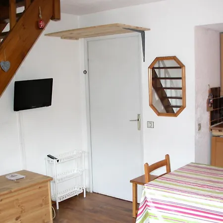 A 1800 A 150m Des Pistes - 3 Pieces 7 Personnes Mae-0785 Apartment
